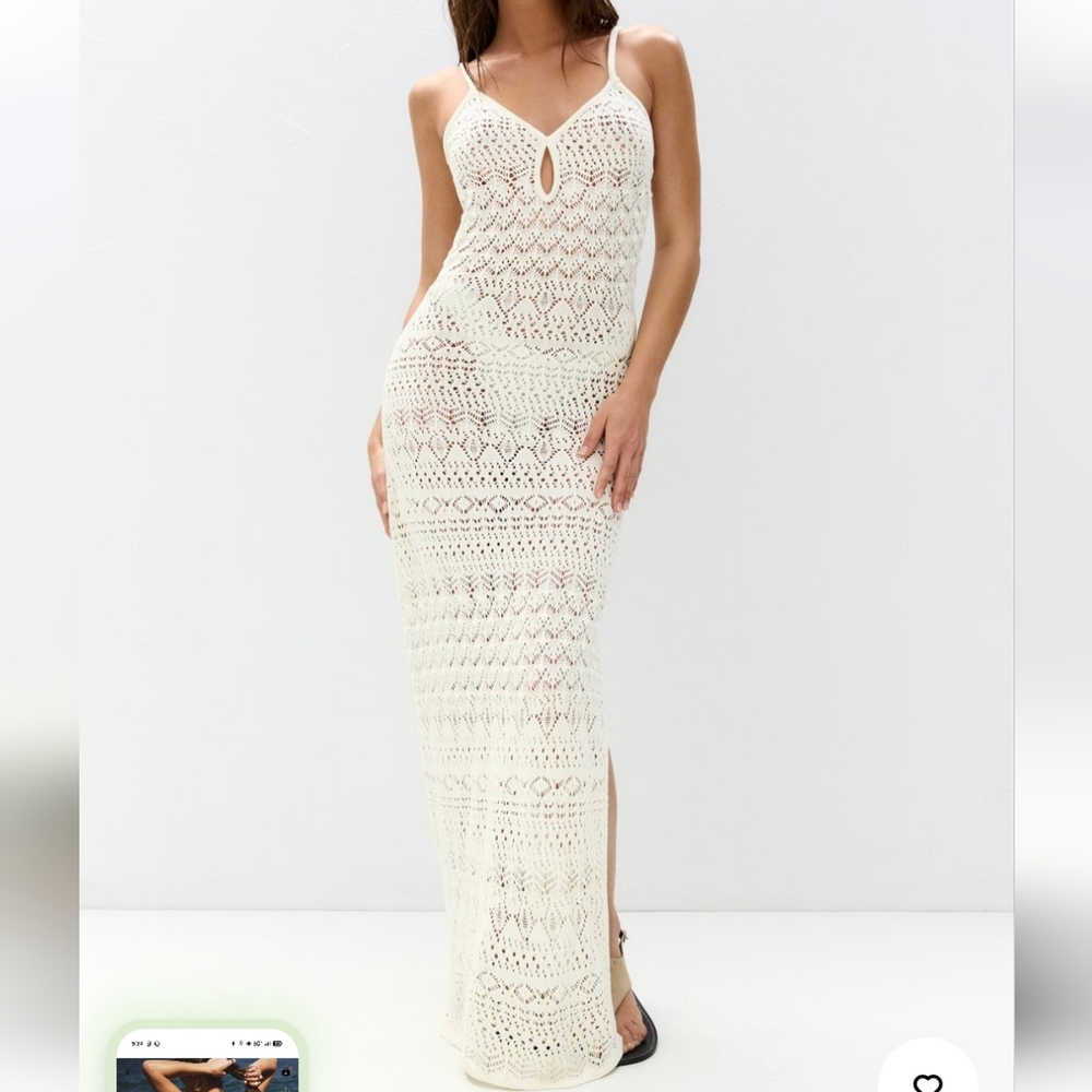 Pull&Bear Cream Maxi Dress